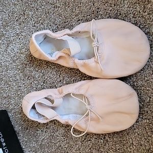 Bloch Dansoft ballet slippers S0205G